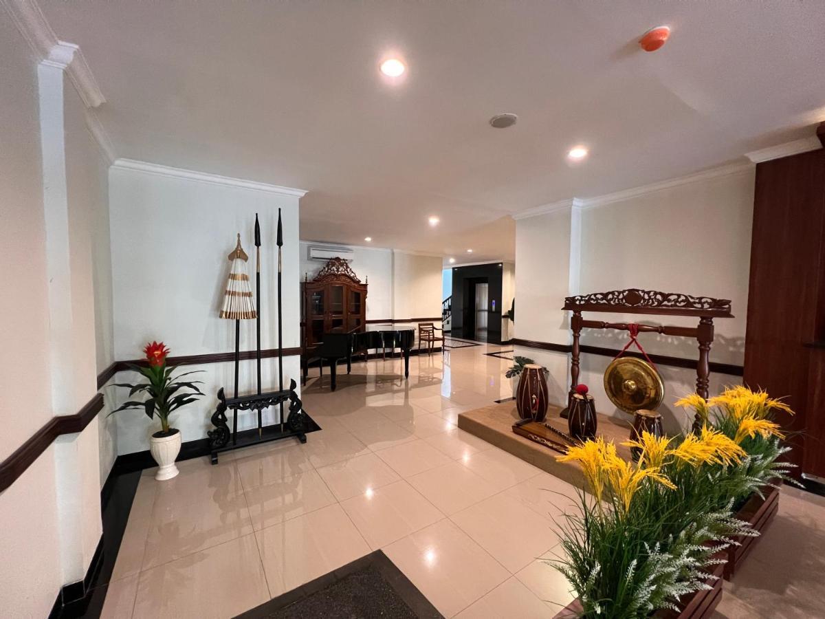 Le Semar Hotel Karawaci Dahung Экстерьер фото